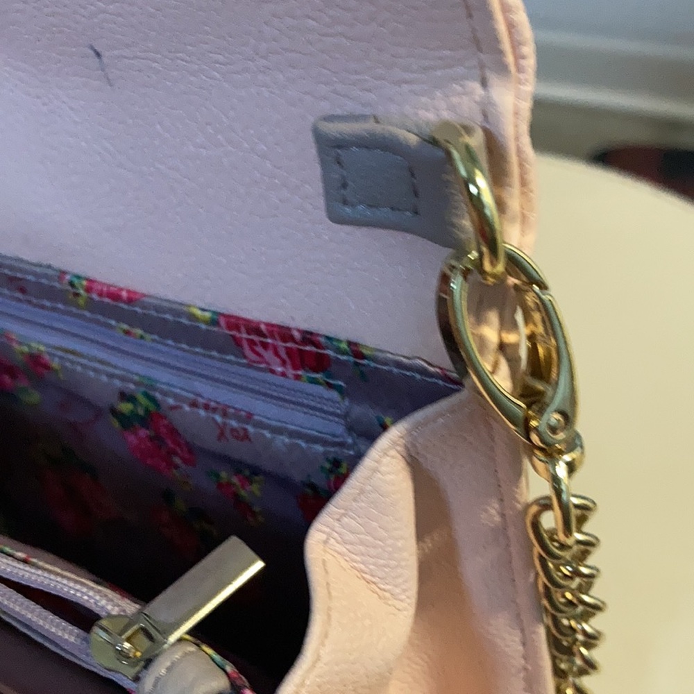 ❤️sold❤️Betsey Johnson crossbody - Picture 5 of 6
